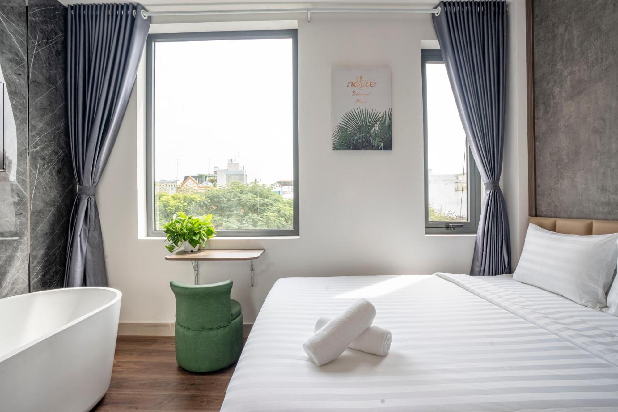 Hotel La Truong Cong Dinh *